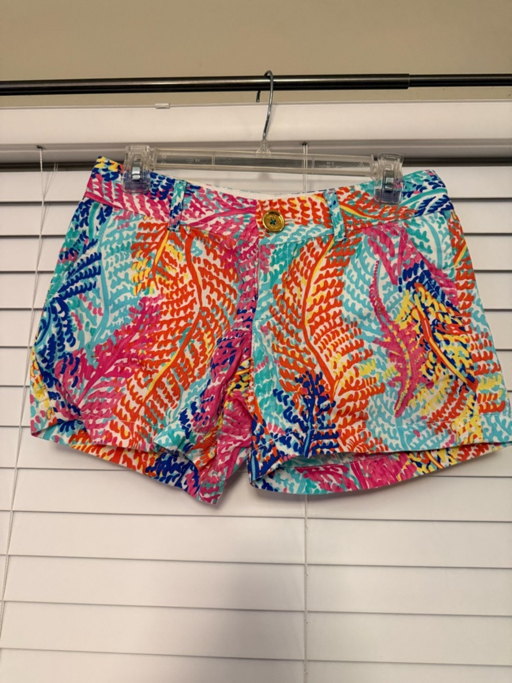 Lilly Pulitzer “Electric Feel” Shorts | Multicolor Print | Preppy Summer Size 0